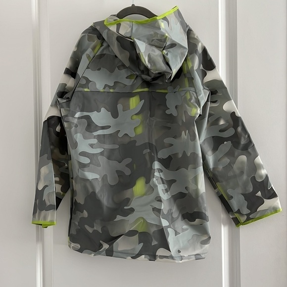WESTERN CHIEF Camoflauge Transparent Rain Coat - Picture 2 of 5